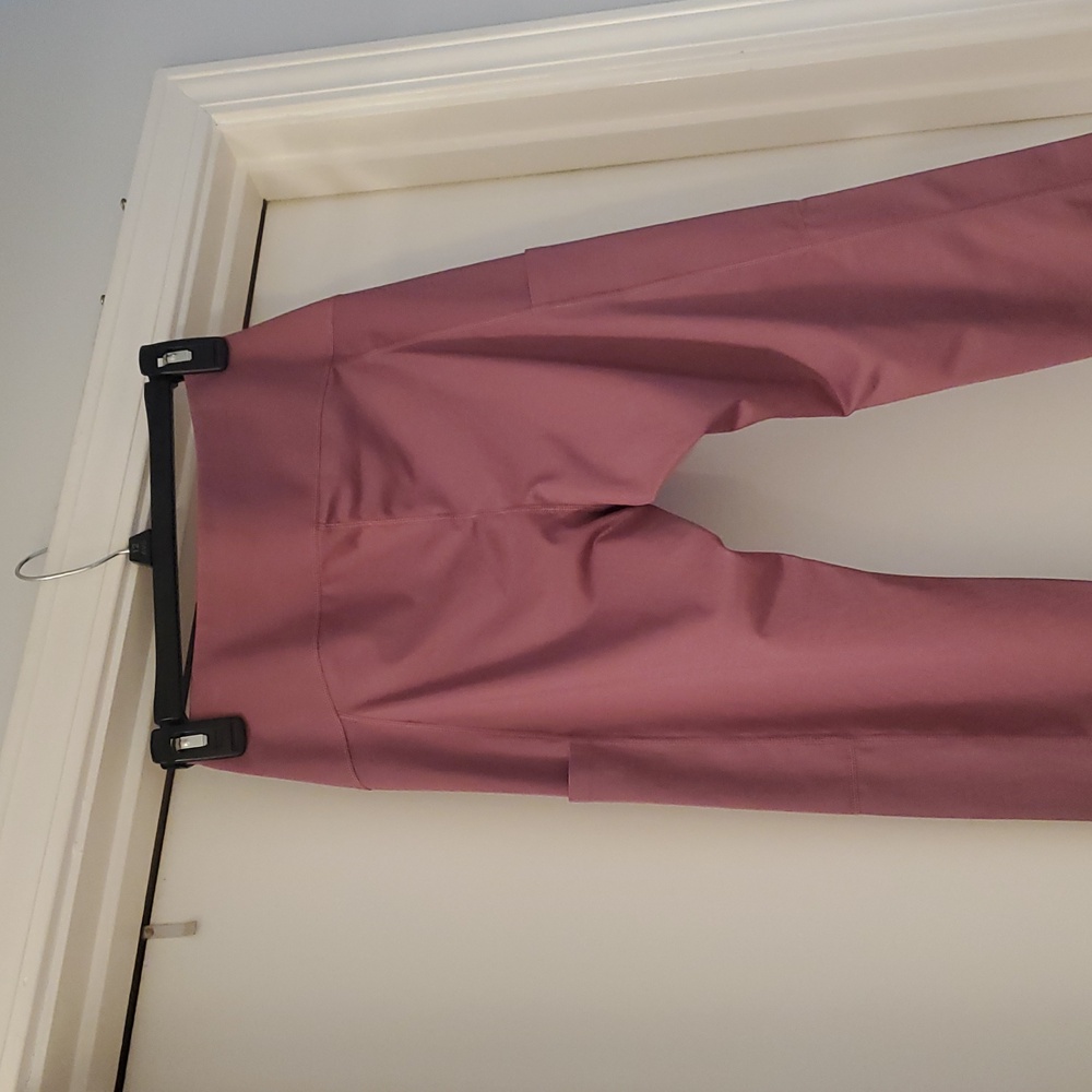Ruby Ribbon capris like new - Picture 4 of 5